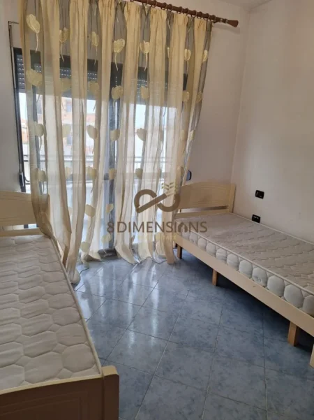 Tirane, jepet me qera 2+1 Kati 2, 85 m² 460 € (bulevardi i ri)