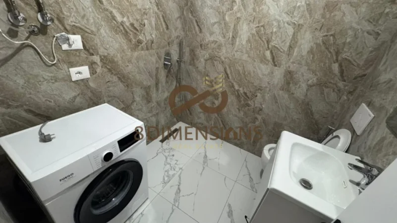 Tirane, jepet me qera apartament 2+1 Kati 2, 100 m² 450 € (rruga Llazar Shapatini)