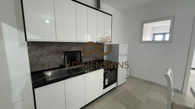 Tirane, jepet me qera apartament 2+1 Kati 2, 100 m² 450 € (rruga Llazar Shapatini)