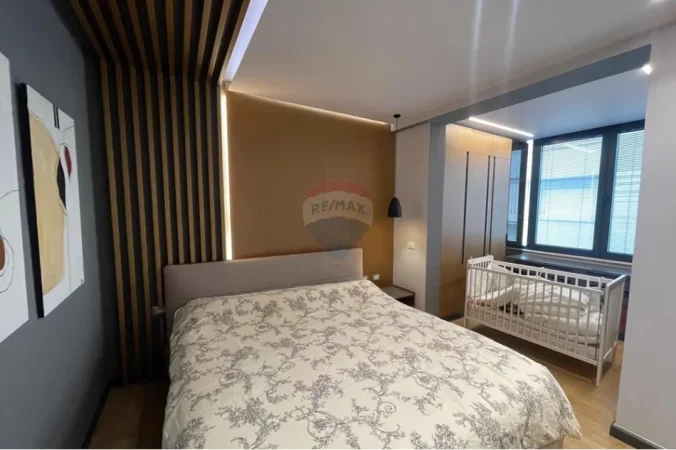 Tirane, jepet me qera apartament 2+1 , 93 m² 1.200 € 