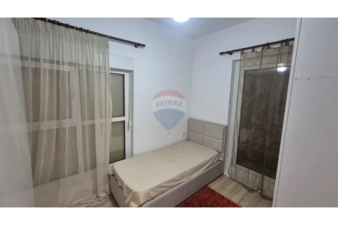 Jepet me qera apartament 2+1 Kati 4, 75 m² 500 €