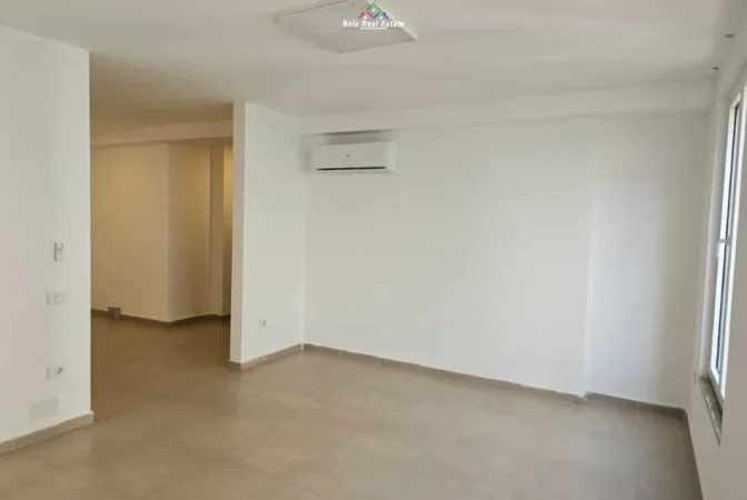 Tirane, jepet me qera zyre Kati 1, 74 m² 1.260 € (rruga e elbasanit)