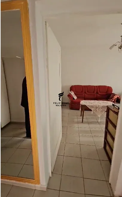 Tirane, jepet me qera apartament 1+1 Kati 2, 72 m² 550 € (BLLOKU)