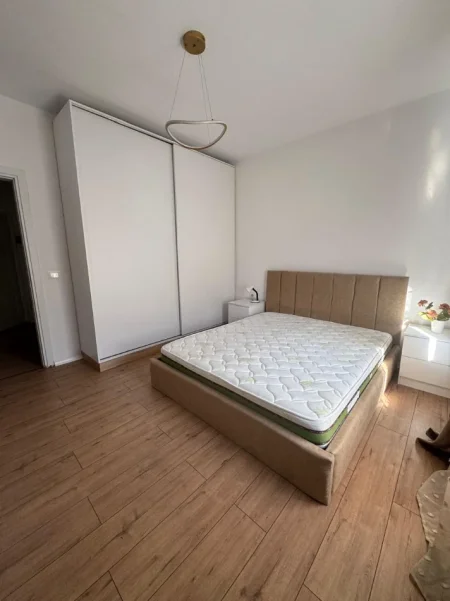 Tirane, jepet me qera apartament 1+1 Kati 3, 75 m² 600 € (Sheshi willson)