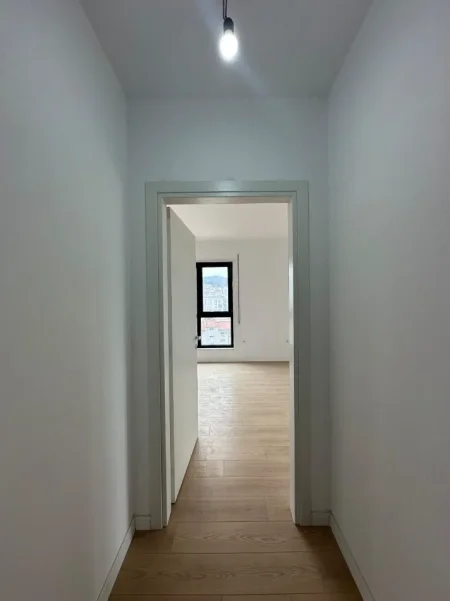 Tirane, shitet 3+1 Kati 8, 123 m² 378.500 € 