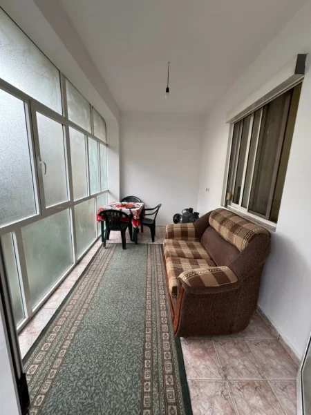 Tirane, jepet me qera apartament 2+1+Ballkon Kati 0, 125 m² 400 € (ne rrugen Ramazan Bogdani Tirane.)