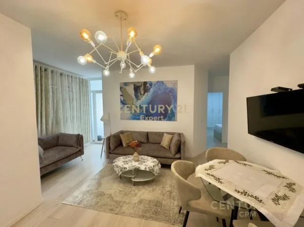 Tirane, jepet me qera apartament 2+1+Ballkon Kati 2, 72 m² 650 € (pazari i ri)