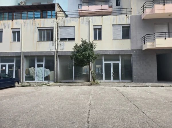 Radhime - Orikum, shitet ambjent biznesi Kati 0, 225 m² 270.000 € 