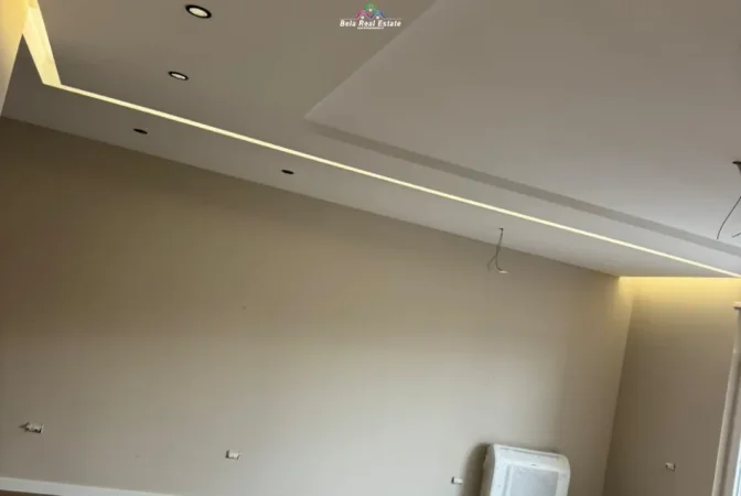 Tirane, jepet me qera zyre Kati 7, 115 m² 1.150 € (5 maji)