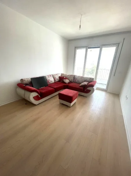 JEPET ME QERA  SUPER APARTAMENT 2+1+2 TEK CONCORDI NE 5 MAJI