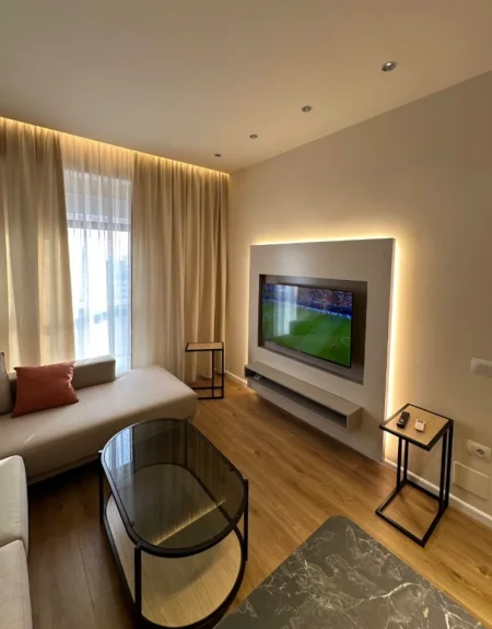 Tirane, jepet me qera apartament 1+1 , 60 m² 450 € 