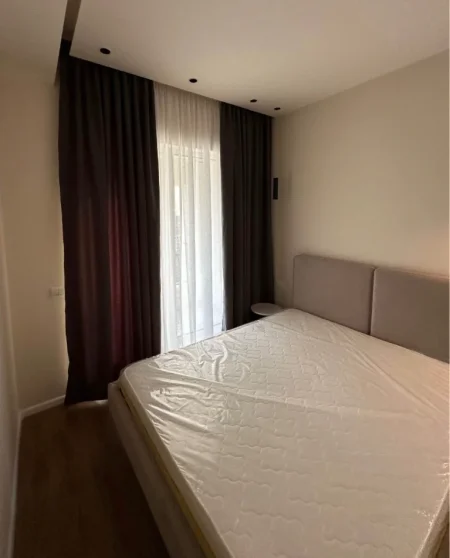 Tirane, jepet me qera apartament 1+1 , 60 m² 450 € 