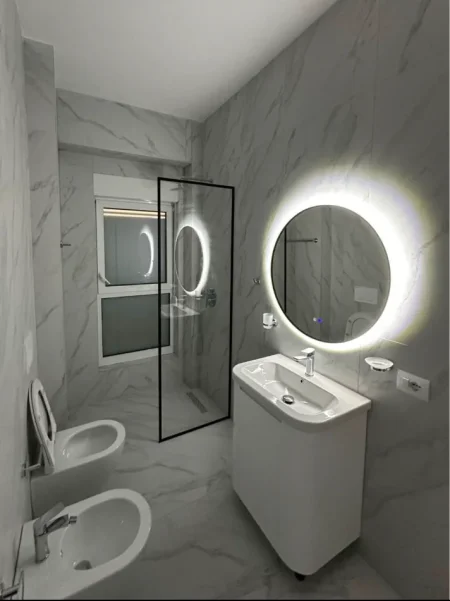 Tirane, jepet me qera apartament 1+1 , 60 m² 450 € 