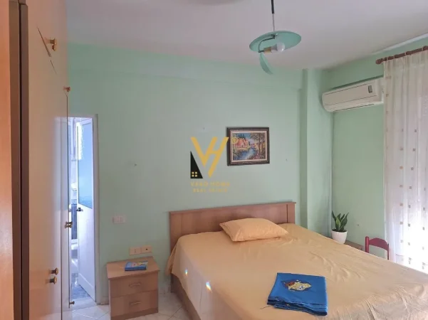 Tirane, jepet me qera apartament 3+1+Ballkon Kati 5, 110 m² 750 € (SIRI KODRA)