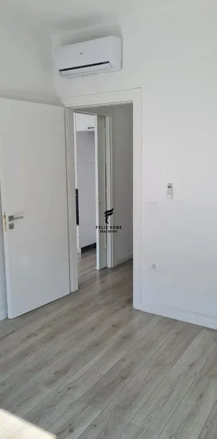 Tirane, jepet me qera apartament 1+1 Kati 7, 64 m² 500 € (PORCELAN)