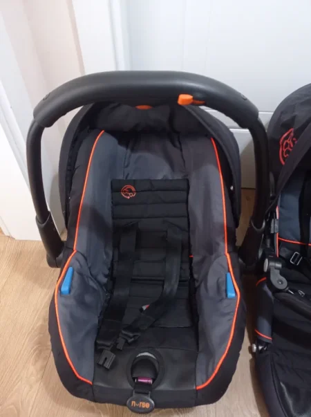 Tirane, shes Karrocë me 3 pjesë 70 €