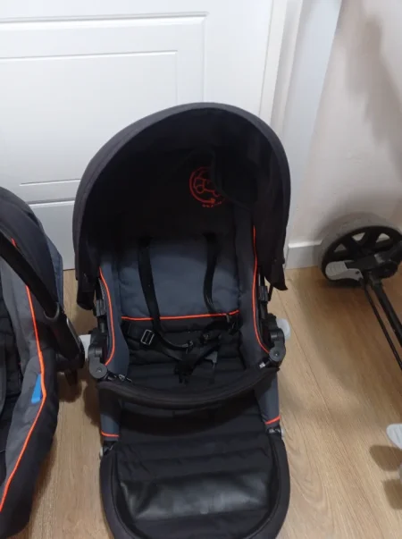 Tirane, shes Karrocë me 3 pjesë 70 €