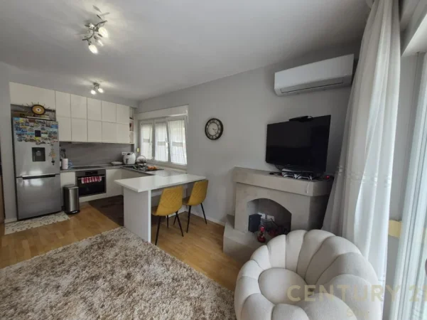 Tirane, shes apartament+verande | Penthouse 2+1+Aneks+Ballkon , 248 m² 338.000 € (Touch the Sun)