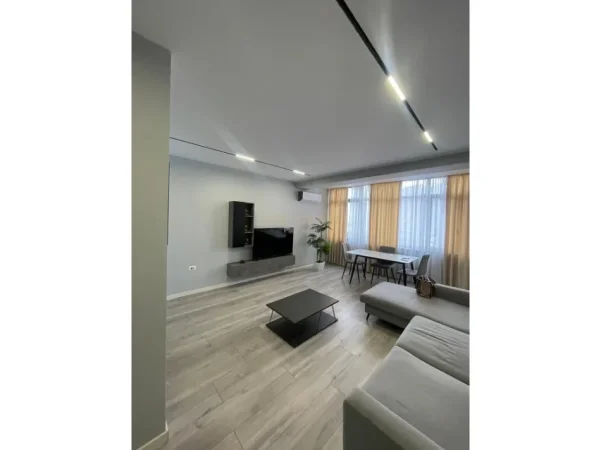 Tirane, shes apartament 2+1+Aneks+Ballkon Kati 5, 90 m² 269.000 € 