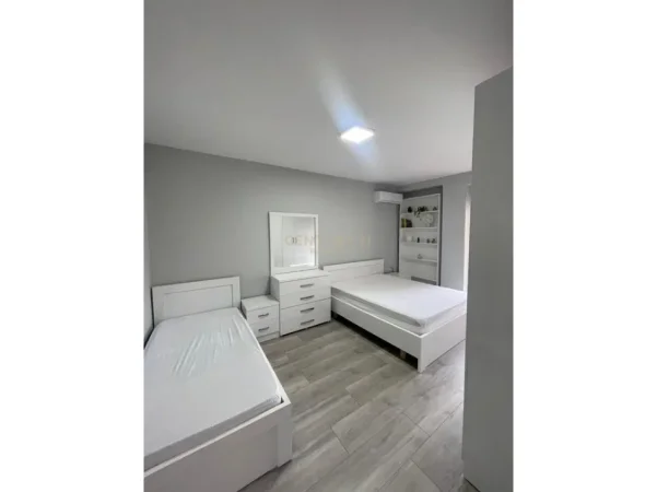 Tirane, shes apartament 2+1+Aneks+Ballkon Kati 5, 90 m² 269.000 € 