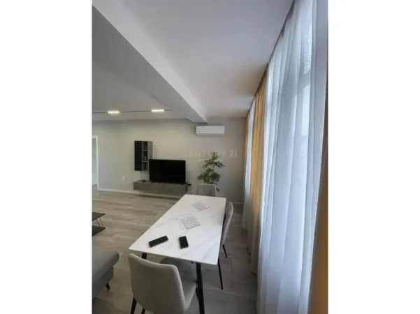 Tirane, shes apartament 2+1+Aneks+Ballkon Kati 5, 90 m² 269.000 € 
