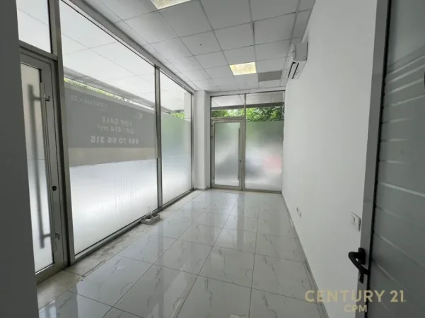 Tirane, shitet ambjent biznesi Kati 0, 415 m² (jordan misja)