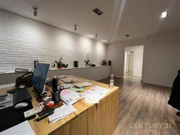 Tirane, shes apartament 3+1+Aneks+Ballkon Kati 9, 166 m² 510.000 € 