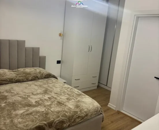Tirane, jepet me qera apartament 2+1 Kati 5, 100 m² 730 € (kompleksi star)