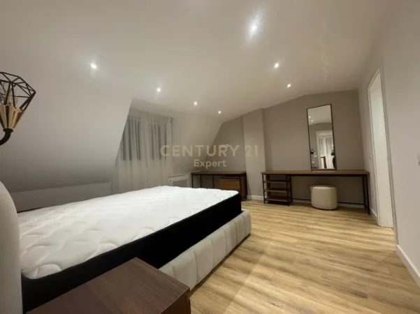 Tirane, shes apartament duplex Dublex Kati 4, 213 m² 420.000 € 