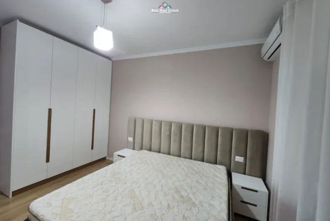 Tirane, jepet me qera apartament 2+1 Kati 6, 114 m² 780 € (farmacia 10)
