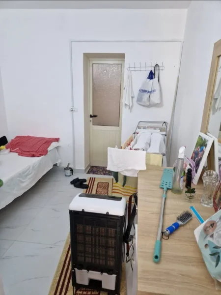 Tirane, jepet me qera garsonier 1+1 Kati 1, 200 € 