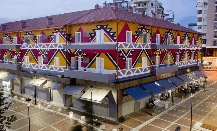 Tirane, jepet me qera zyre Kati 1, 68 m² 600 € 