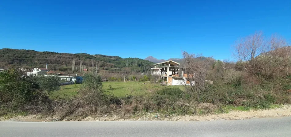 Tirane, shitet nga Pronari, pa-komision shtepi 3 Katshe Kati 3, 2.000 m² 390.000 € (ibe e poshtme)