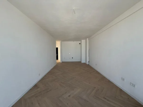 Tirane, jepet me qera apartament 3+1 Kati 11, 150 m² 1.800 € (Rruga Mine Peza.)