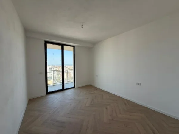 Tirane, jepet me qera apartament 3+1 Kati 11, 150 m² 1.800 € (Rruga Mine Peza.)