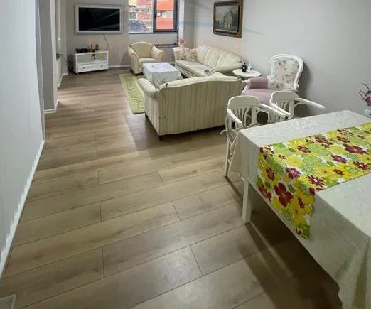 Tirane, jepet me qera apartament 2+1 Kati 3, 108 m² 1.000 € (Tirane)