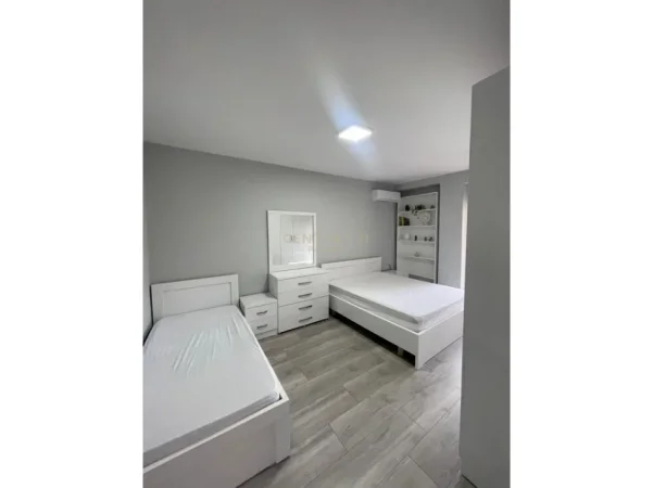 Tirane, shes apartament 2+1 Kati 5, 90 m² 269.000 € (21 Dhjetori)
