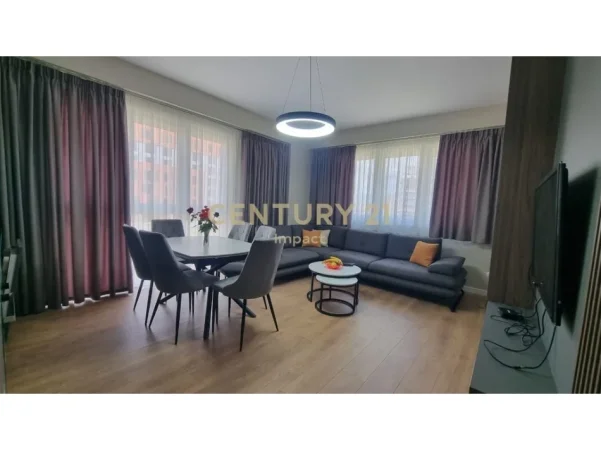 Tirane, jepet me qera apartament 1+1 Kati 1, 65 m² 550 € (Kompleksi JOLLA)