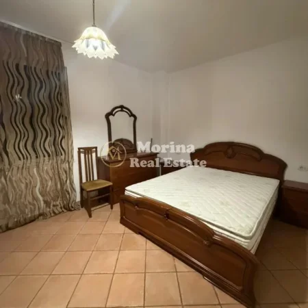 Tirane, jepet me qera apartament 2+1+Ballkon Kati 2, 120 m² 550 € (Shkolla e Baletit)