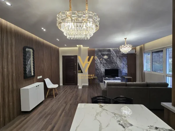 Tirane, shitet apartament 2+1+Ballkon Kati 2, 120 m² 210.000 € (KOPSHTI BOTANIK)