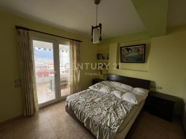 Tirane, shes apartament duplex 3+1 Kati 4, 220 m² 323.500 € (Kodra e Diellit 1)