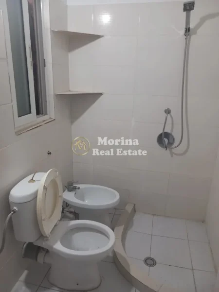 Tirane, jepet me qera garsonier Kati 2, 25 m² 220 € (Qytet Studenti)