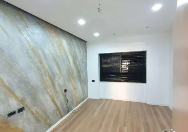 Tirane, jepet me qera zyre Kati 3, 80 m² 1.000 € (RRUGA VASO PASHA)