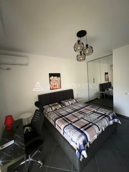Durres, jepet me qera apartament 2+1+Ballkon Kati 3, 120 m² 750 € (Durres,Plazh)