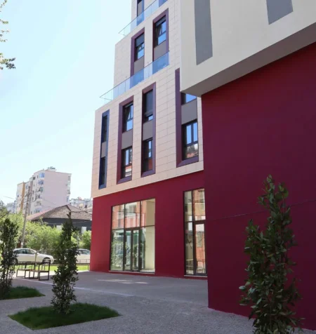 Tirane, shitet apartament 2+1+Ballkon Kati 2, 106 m² 319.000 € (RRUGA SULEJMAN DELVINA)