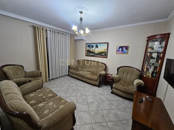 Tirane, shitet apartament 2+1 Kati 5, 80 m² 143.000 € (Mihal Grameno)