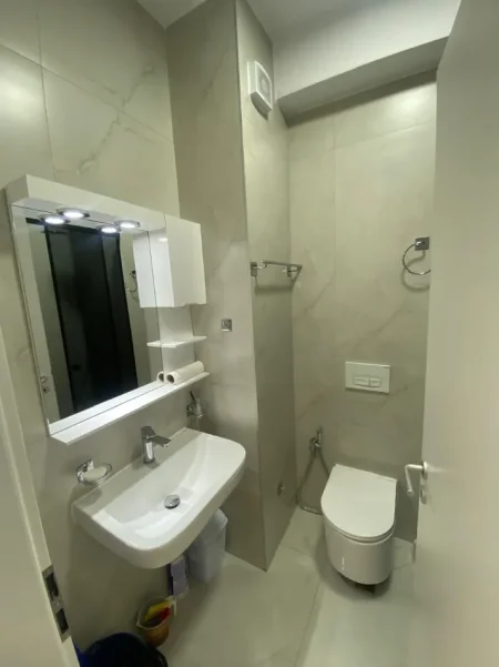 Jepet me qira apartament 1+1, 400 €, Mangalem, Ali Dem