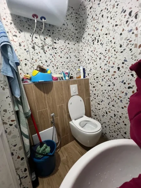 Vlore, jepet me qera garsonier 1+1 Kati 1, 37 m² 250 € (Marigo posi)