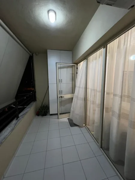 Tirane, jepet me qera apartament 1+1+Ballkon Kati 5, 75 m² 400 € (Astir)