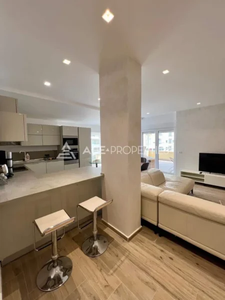 Durres, shitet apartament 2+1+Ballkon Kati 4, 145 m² 260.000 € (Durres,Plazh)